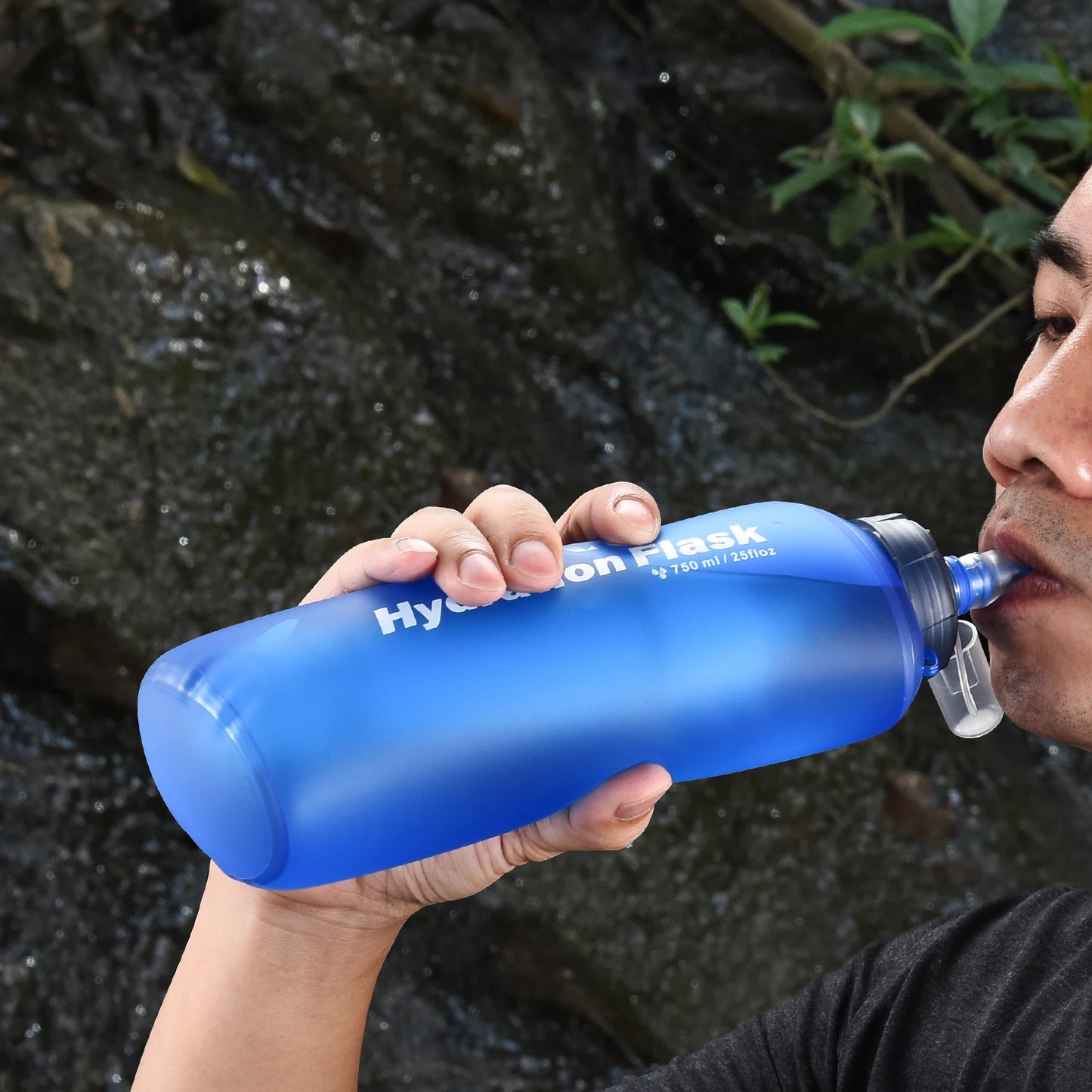 Filterwell Collapsible Running  Soft Bottle Outdoor Squeezable  Pouch with Water Filtration Filter Straw Hydration Flask